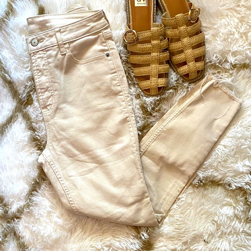 Old Navy Women's Tan Ankle Jeans